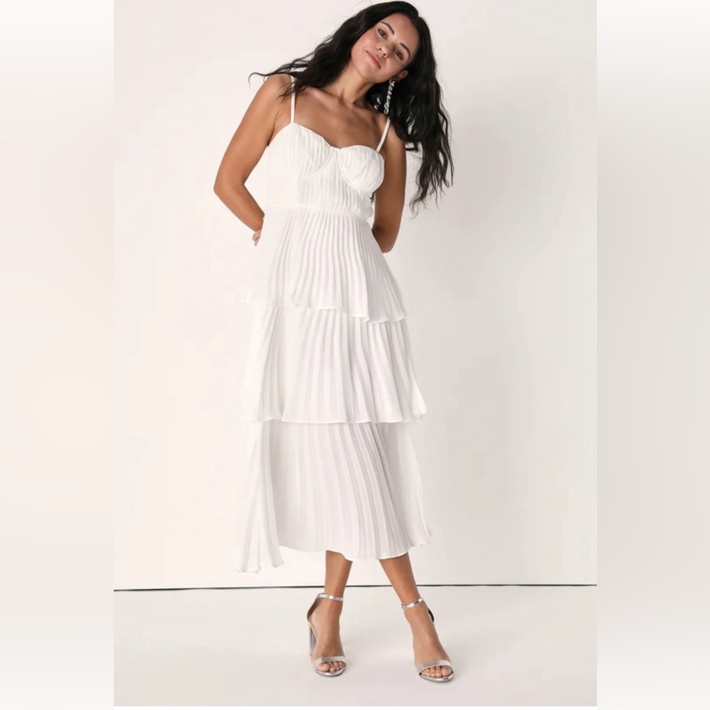 Lulus Cascading Crush White Tiered Bustier Midi Dress Size Small